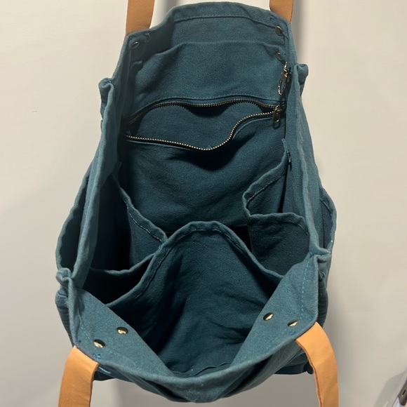 FEED Canvas Market Tote - Picture 11 of 15
